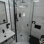 Stadthotel וילאך