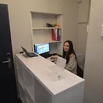 Stadthotel בית הארחה 3*