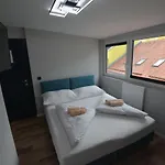 Stadthotel בית הארחה 3*