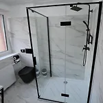 Stadthotel וילאך