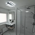 Stadthotel בית הארחה