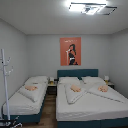 Stadthotel 3* フィラハ