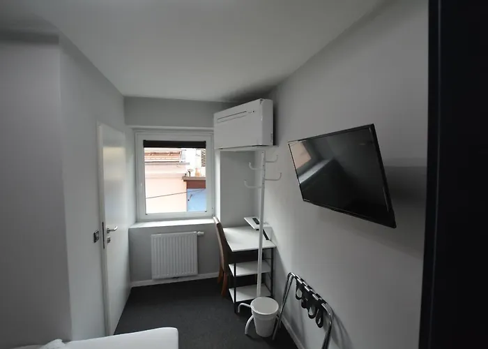 Stadthotel Гостевой дом Филлах